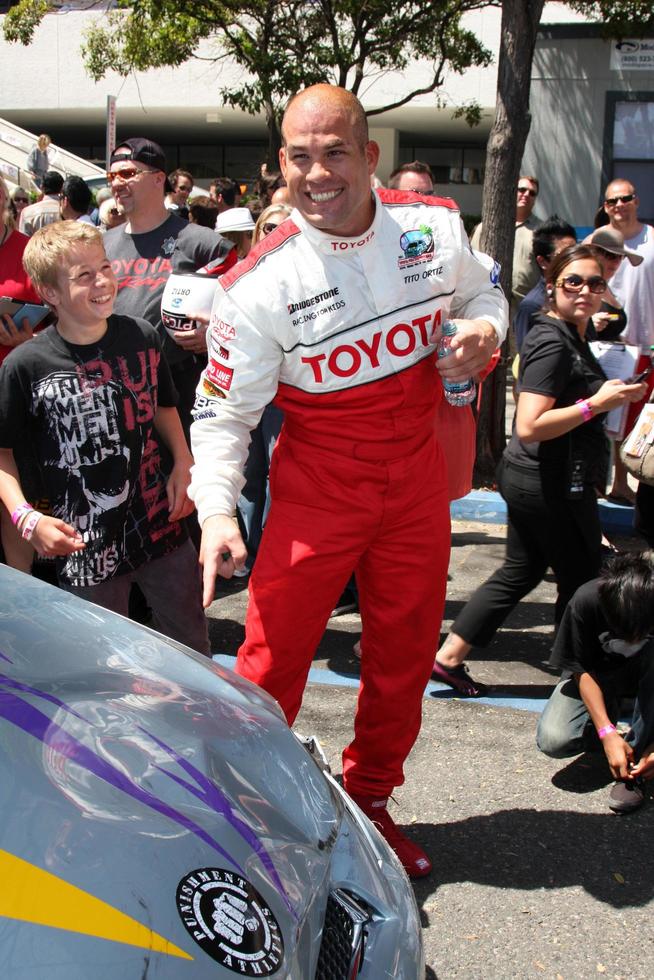 los angeles, 16 de abril - tito ortiz en el toyota grand prix pro celeb race en toyota grand prix track el 16 de abril de 2011 en long beach, ca foto