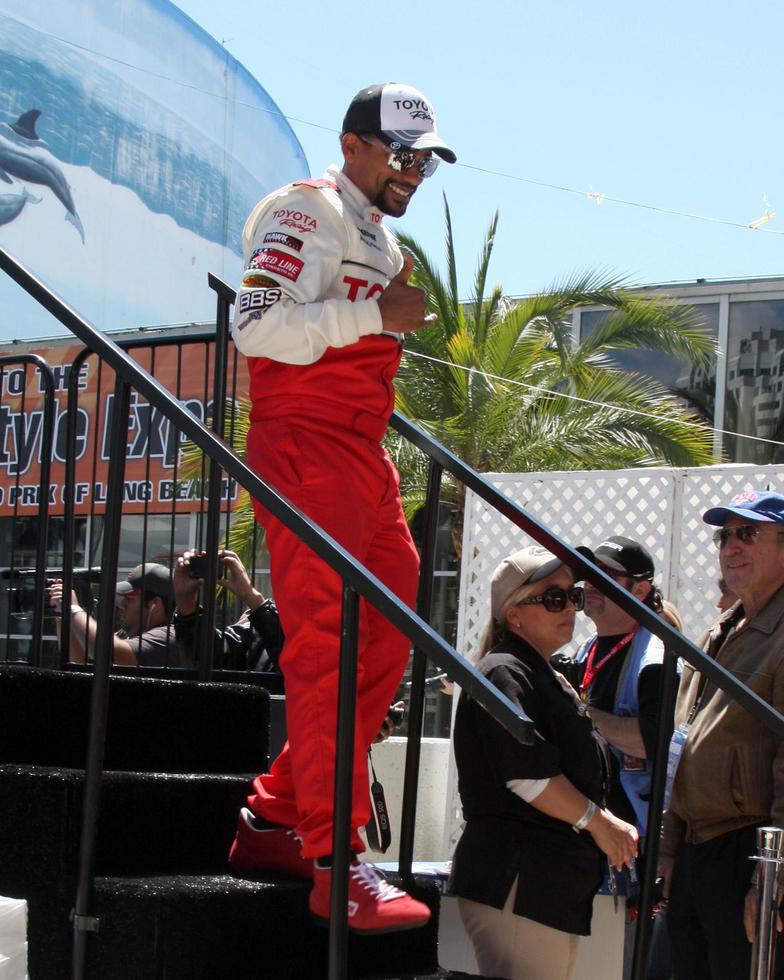 los angeles, 14 de abril - hill harper en la carrera toyota pro celeb 2012 en el grand prix de long beach el 14 de abril de 2012 en long beach, ca foto