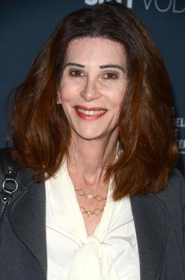 los angeles, 9 de noviembre - debra soshoux en el estreno de la alfombra roja de la segunda temporada transparente en el pacific design center el 9 de noviembre de 2015 en west hollywood, ca foto