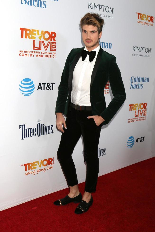 LOS ANGELES, DEC 4 - Joey Graceffa at the TrevorLIVE Los Angeles 2016 at Beverly Hilton Hotel on December 4, 2016 in Beverly Hills, CA photo