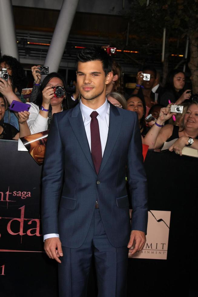 LOS ANGELES, NOV 14 - Taylor Lautner arrives at the Twilight - Breaking Dawn Part 1 World Premiere at Nokia Theater at LA LIve on November 14, 2011 in Los Angeles, CA photo