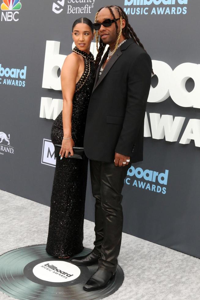LOS ANGELES, MAY 15 - Ty Dolla ign, Girlfriend at the 2022 Billboard Music Awards at MGM Garden Arena on May 15, 2022 in Las Vegas, NV photo