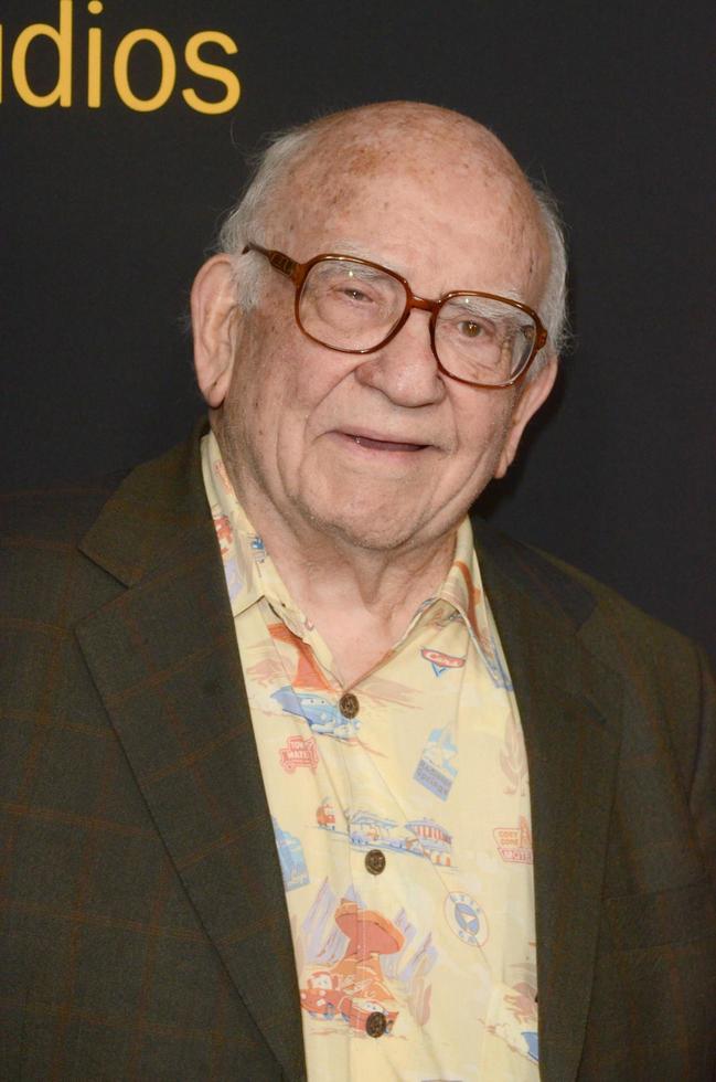 LOS ANGELES, NOV 14 - Edward Asner at the Manchester By The Sea at Samuel Goldwyn Theater on November 14, 2016 in Beverly Hills, CA photo