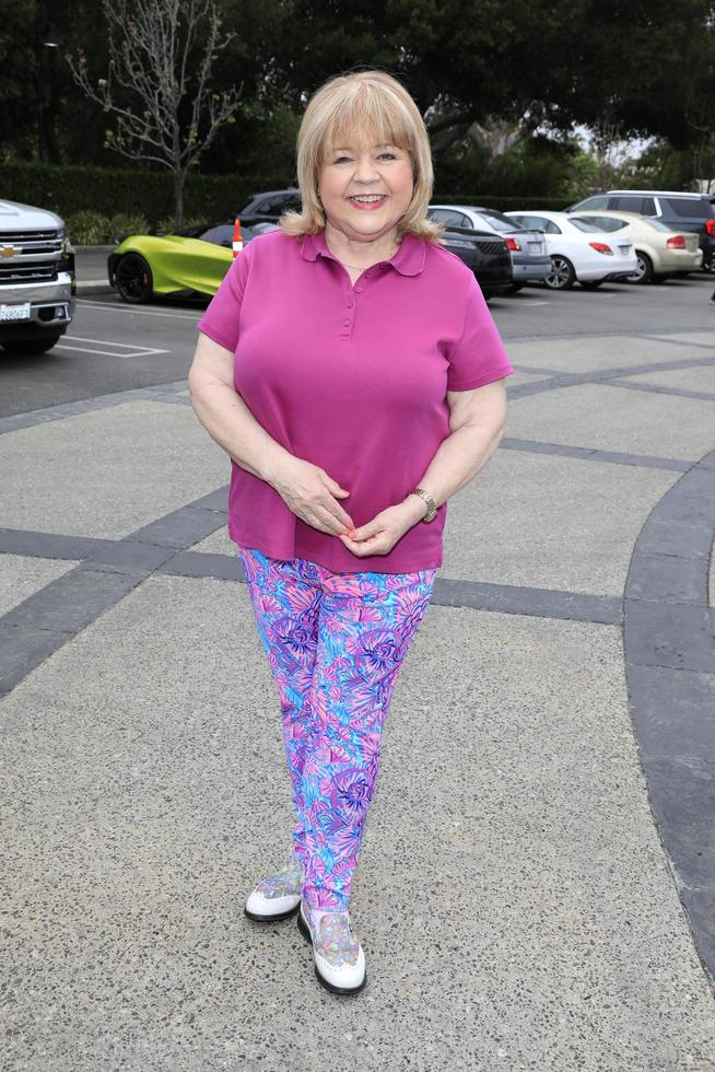 los angeles, 2 de mayo - patrika darbo en el 15º torneo anual de golf de celebridades de la fundación george lopez en el campo de golf junto al lago el 2 de mayo de 2022 en burbank, ca foto