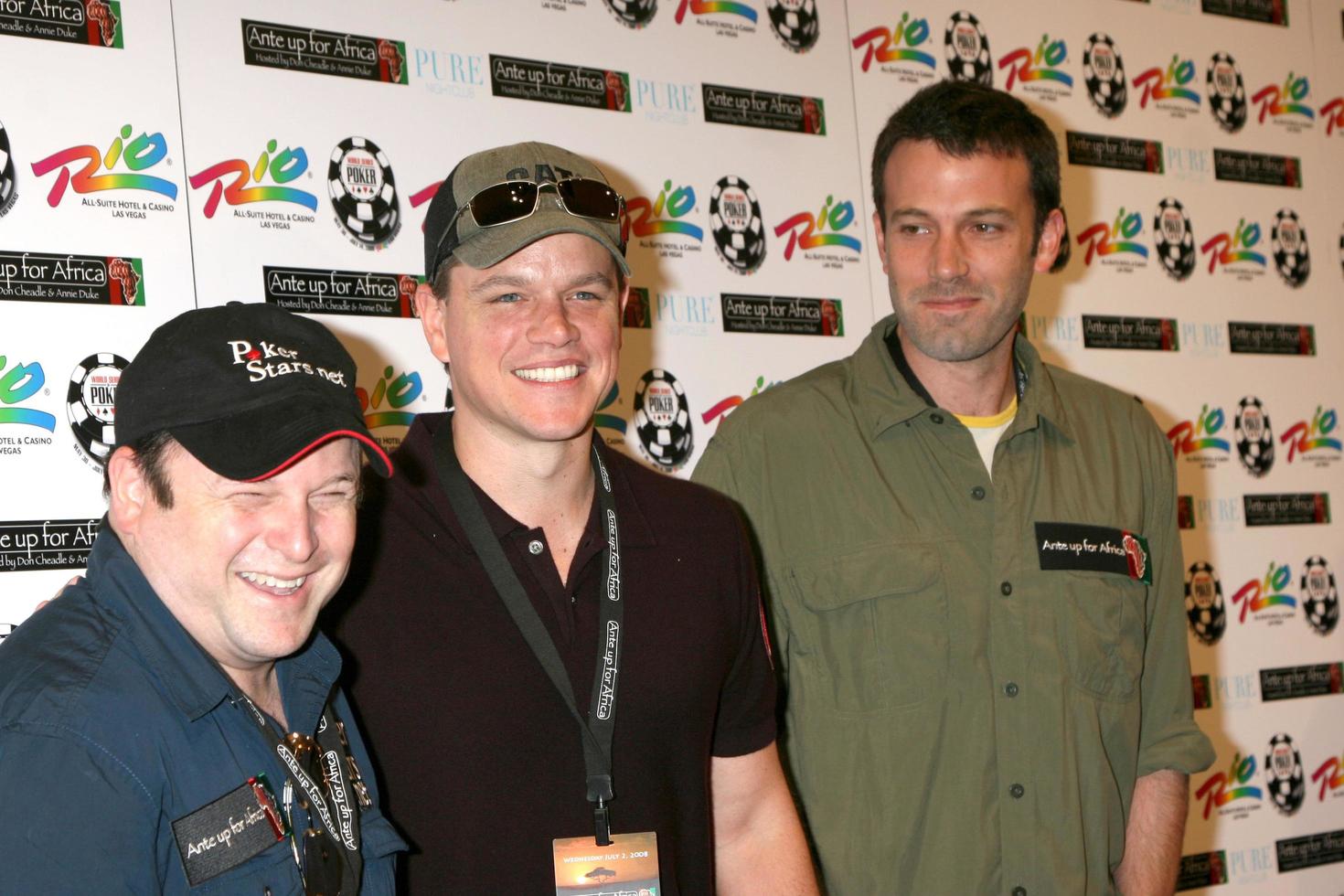 Jason Alexander, Matt Damon and Ben Affleck arriving at the Ante up for Africa Poker Tournament at the 2008 World Series of Poker, at the Rio All-Suite Hotel and Casino in
Las Vegas, NV
July 2, 2008
 2008 Kathy Hutchins Hutchins Photo