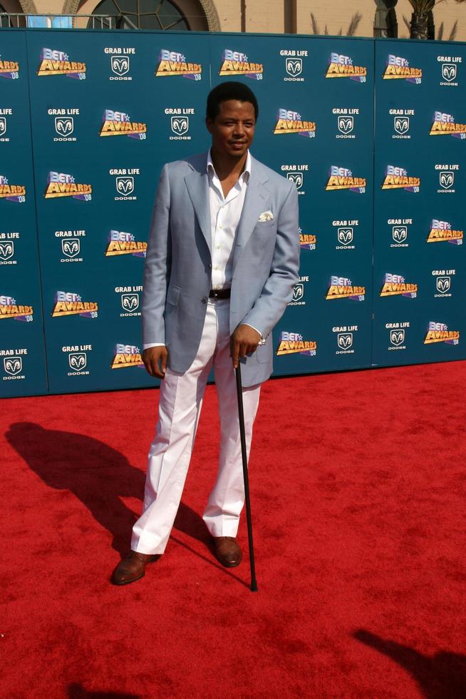 Terrance Howard  arriving  at the BET Awards at the Shrine Auditorium in Los Angeles, CA onJune 24, 20082008 Kathy Hutchins   Hutchins Photo