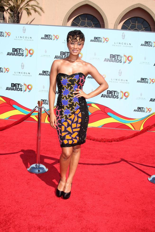 Keri Hilson arriving at  the BET Awards 2009 at the Shrine Auditorium in Los Angeles, CA on June 28, 20092008 Kathy Hutchins   Hutchins Photo