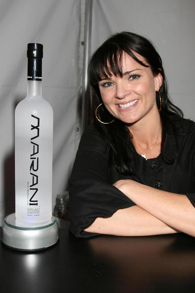 MARANI SPIRITSBody Language Sportswear Boutique Opening14700 Ventura Blvd Sherman Oaks, CA  91403October 22, 19942008 Kathy Hutchins   Hutchins Photo