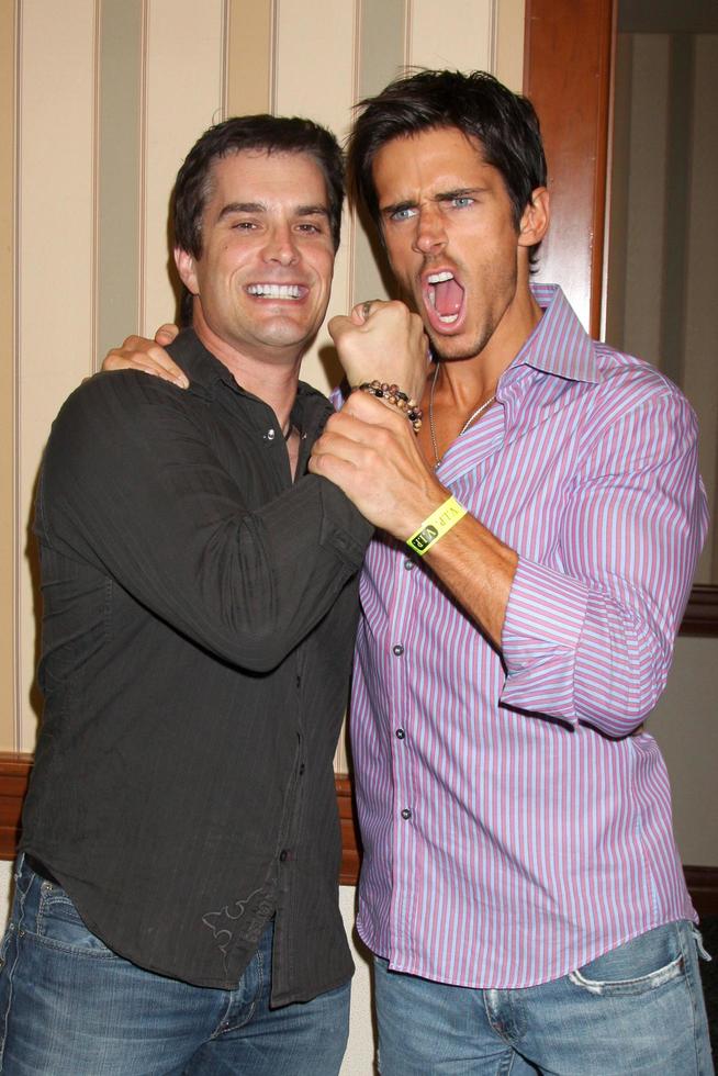 Rick Hearst y Brandon Beemer en el almuerzo del club de fans The Bold and The Beautiful en el Sheraton Universal Hotel en Los Ángeles, California, el 29 de agosto de 2009 ©2009 Kathy Hutchins Foto de Hutchins