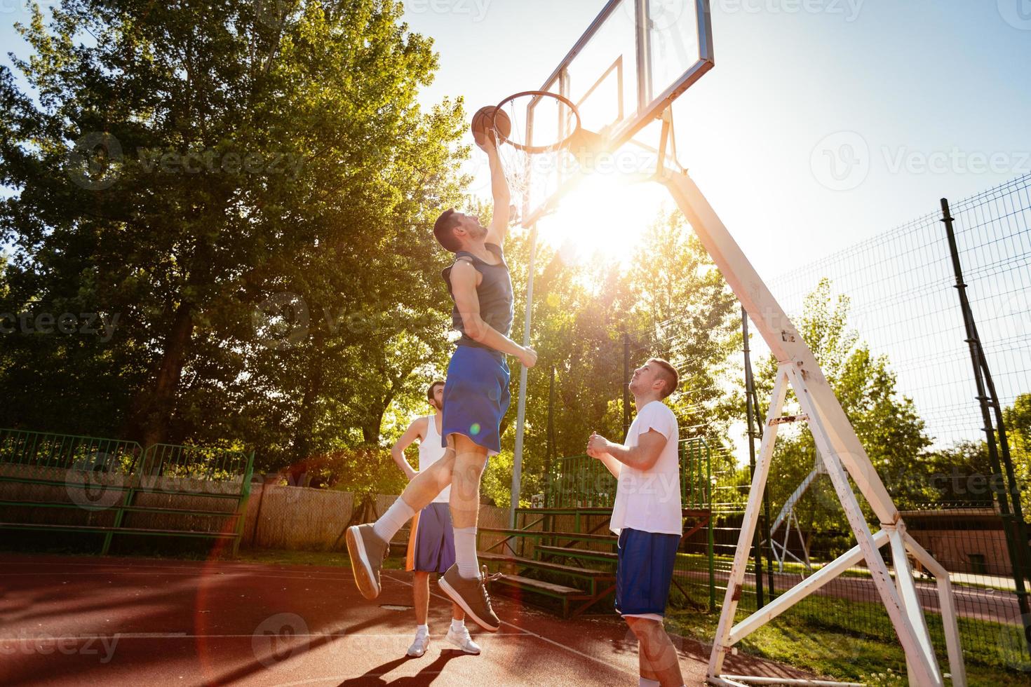 buen juego de baloncesto foto