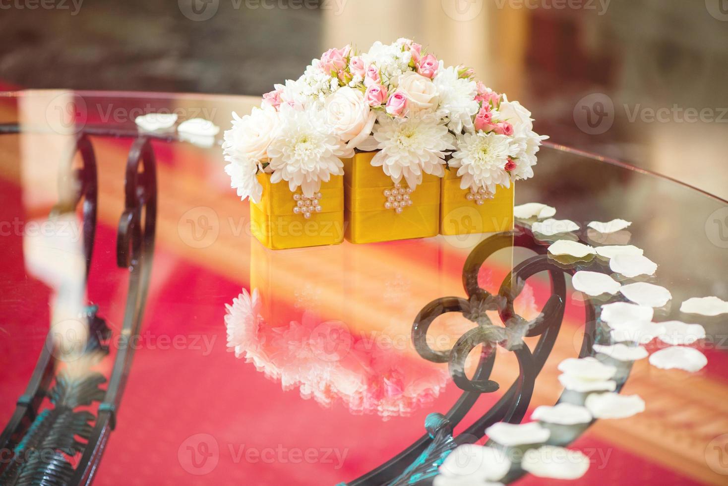 Wedding Table Decoration photo