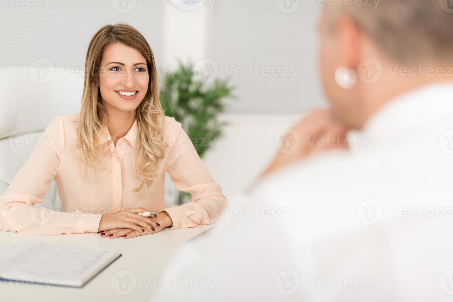 vista de tiempo de entrevista foto