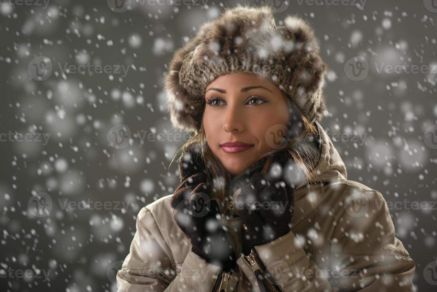 Winter Woman view photo