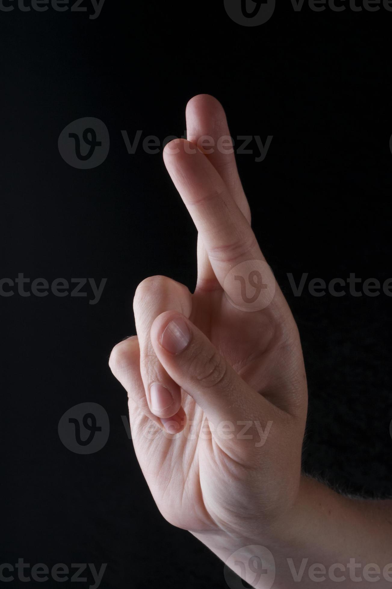 American Sign Language letter r 14160491 Stock Photo at Vecteezy