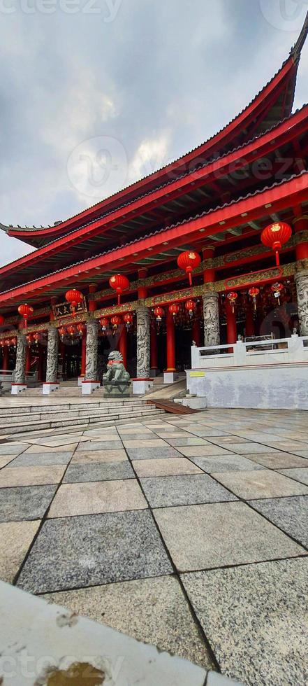 This is a photo of the roof of the Sam Poo Kong temple in Semarang.