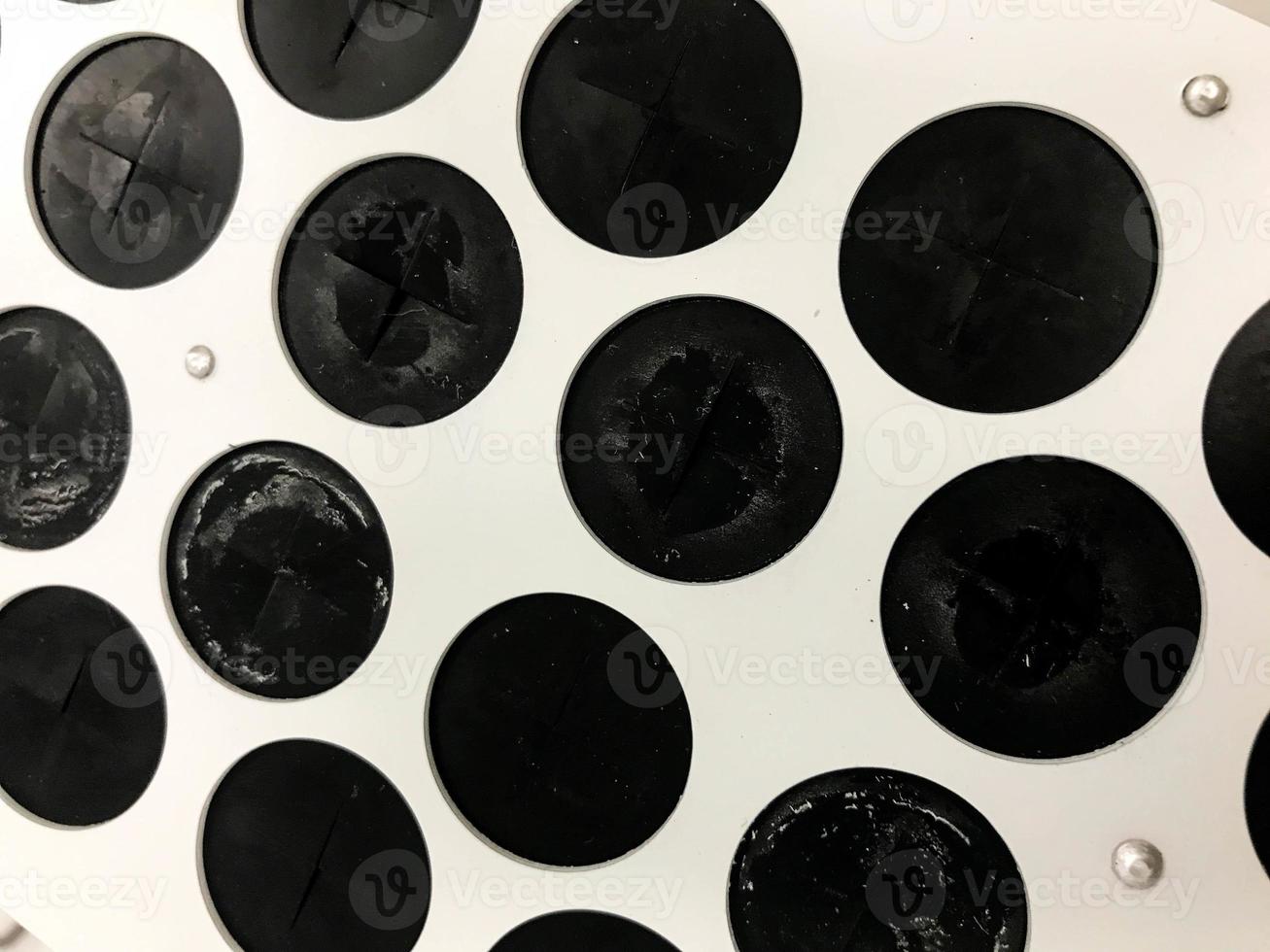 medical devices for performing analyzes. racks for holding blood tubes