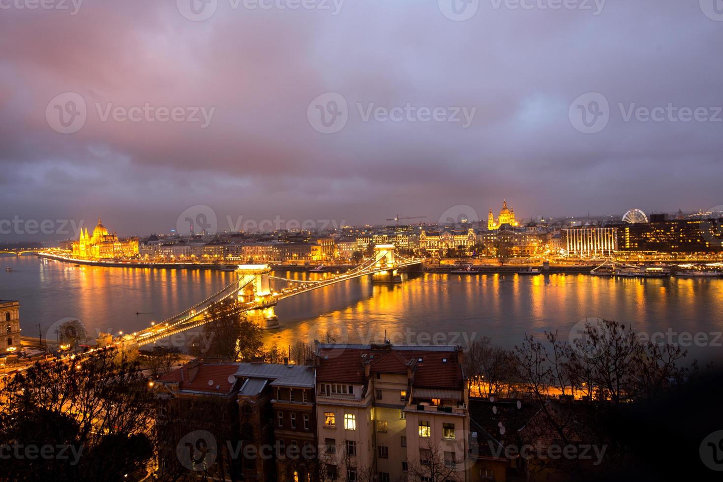 Budapest by night photo