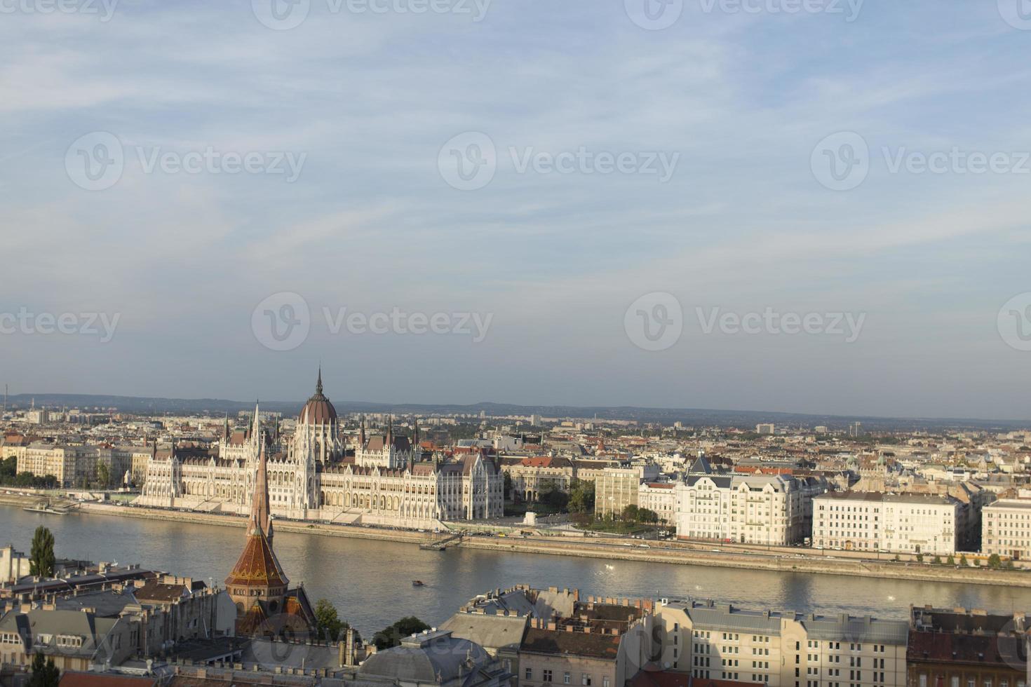 vista panorámica en budapest, hungría foto