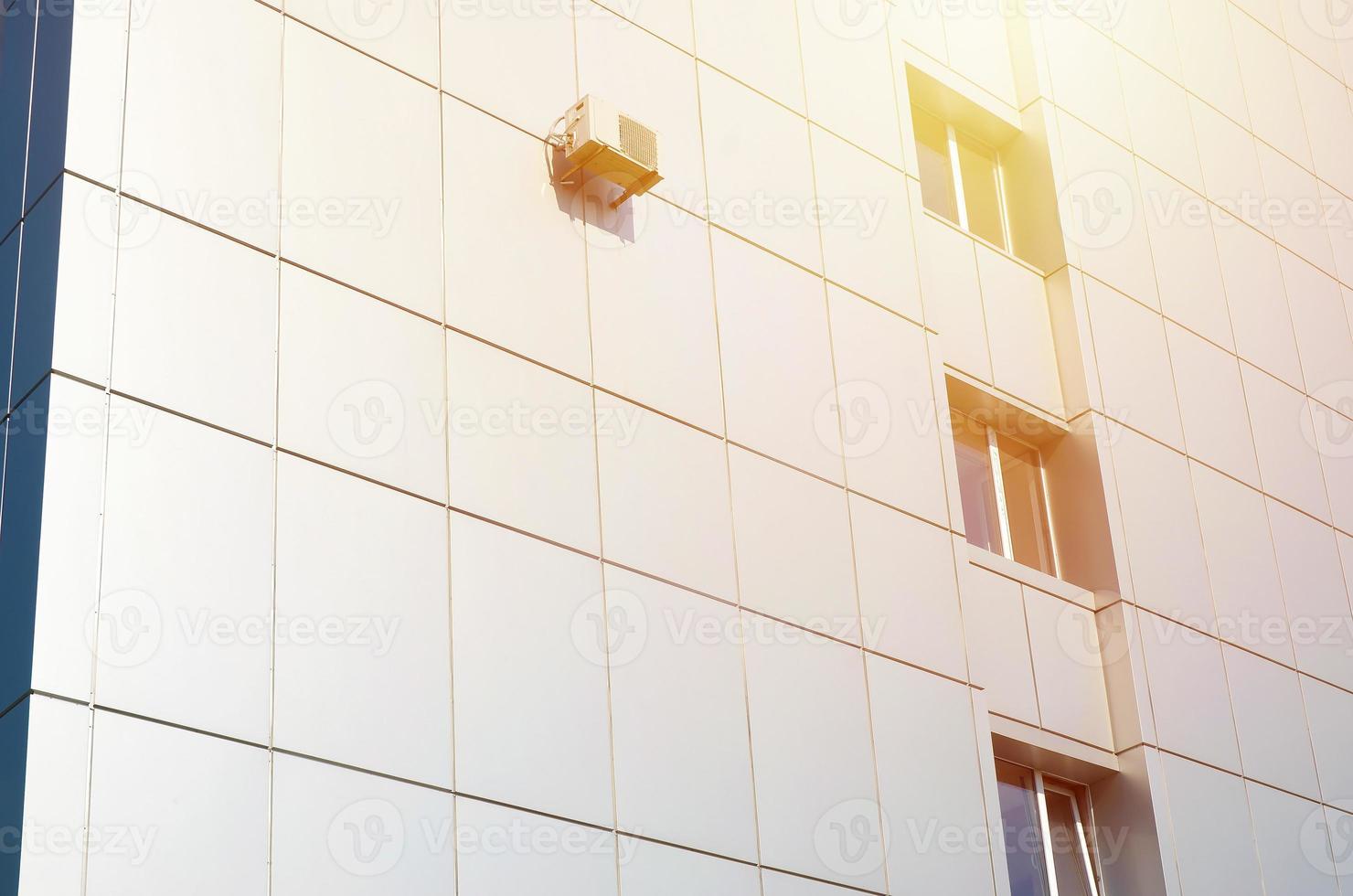 sistemas de ventilación y aire acondicionado hvac en la pared foto