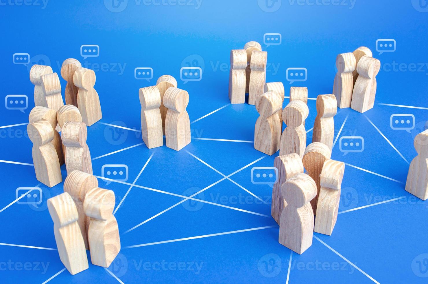 Communicating groups of people are connected by lines. A company with a modified hierarchical system for the distribution of duties and responsibilities. Effective flexible decision making system photo