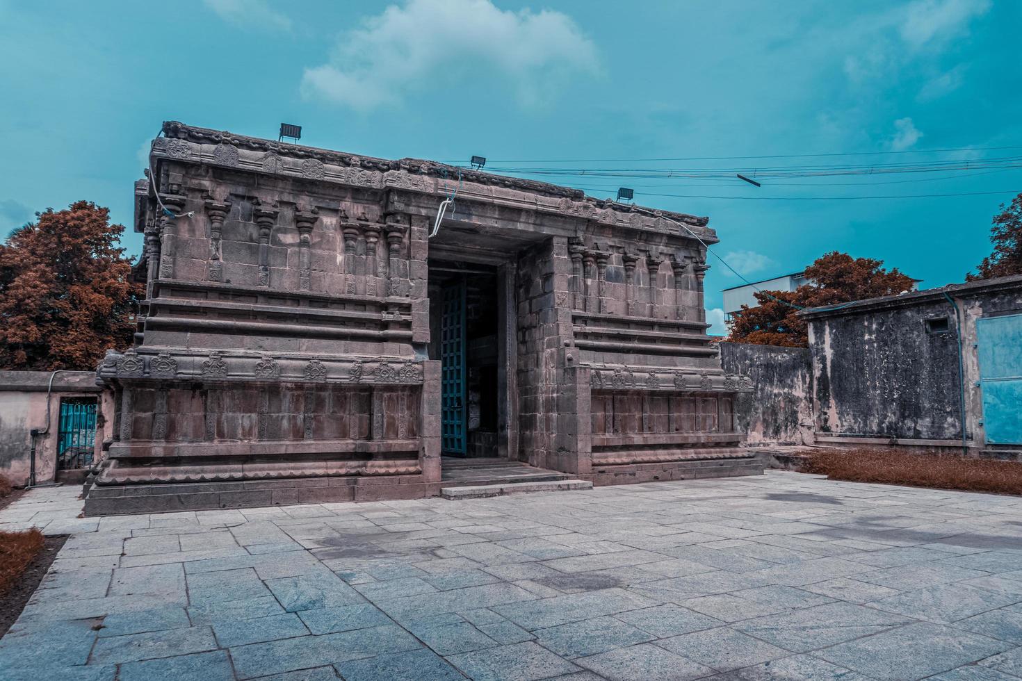 Thiru Parameswara Vinnagaram or Vaikunta Perumal Temple is a temple dedicated to Vishnu, located in Kanchipuram in the South Indian state of Tamil Nadu - One of the best archeological sites in India photo