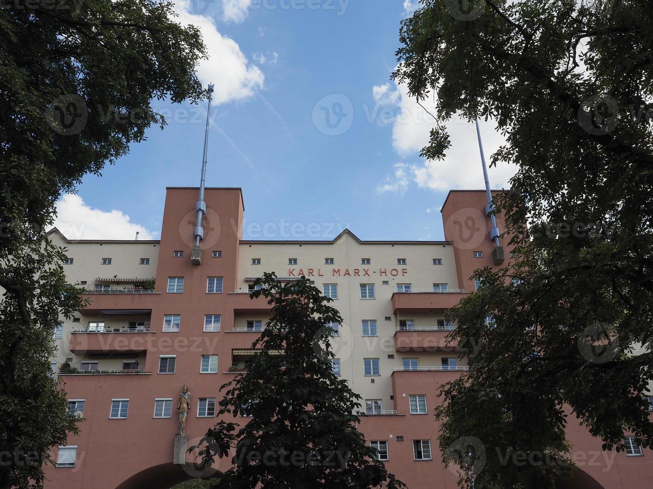 Karl-Marx-Hof building in Vienna photo