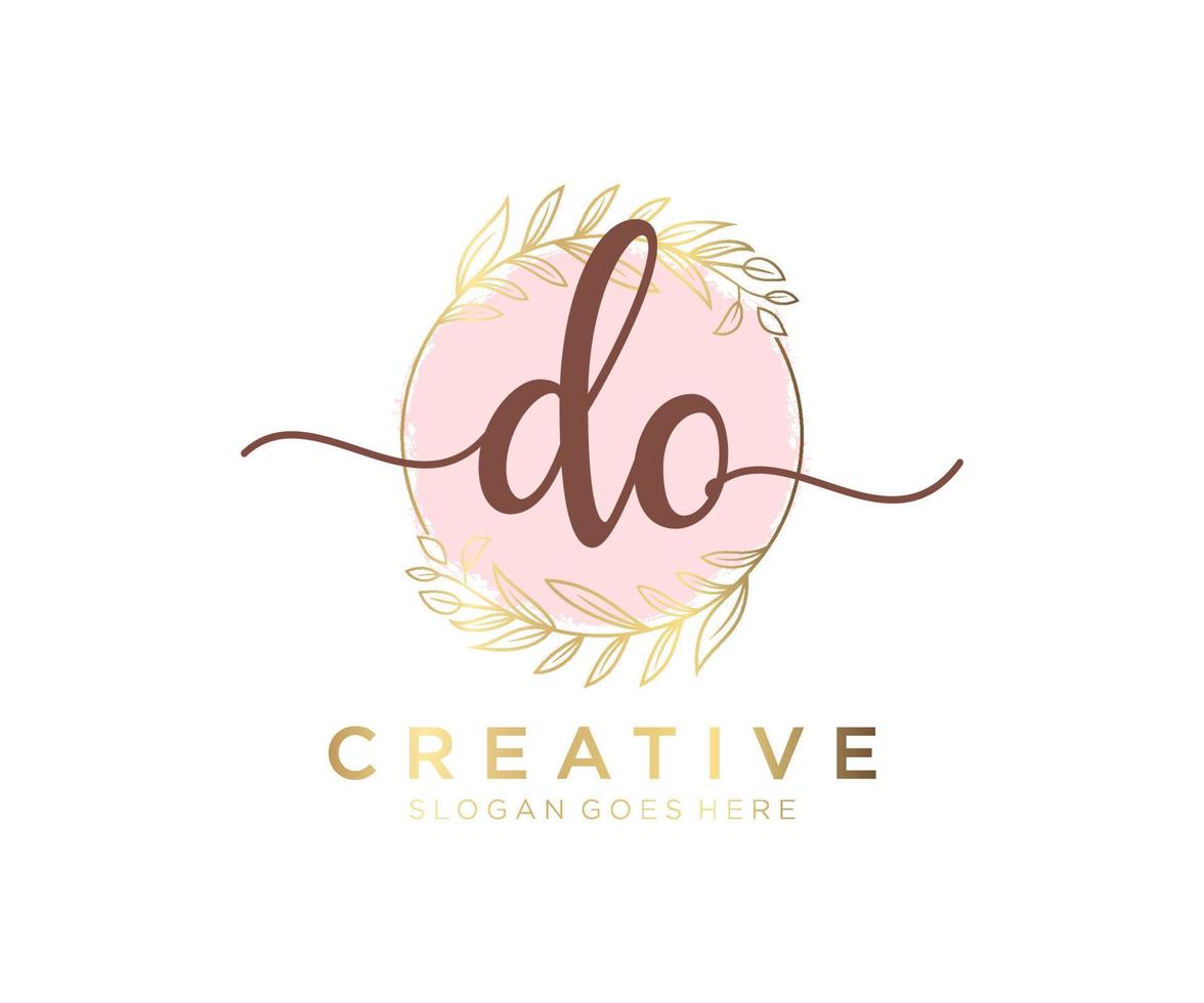 Initial DO feminine logo. Usable for Nature, Salon, Spa, Cosmetic and Beauty Logos. Flat Vector Logo Design Template Element.