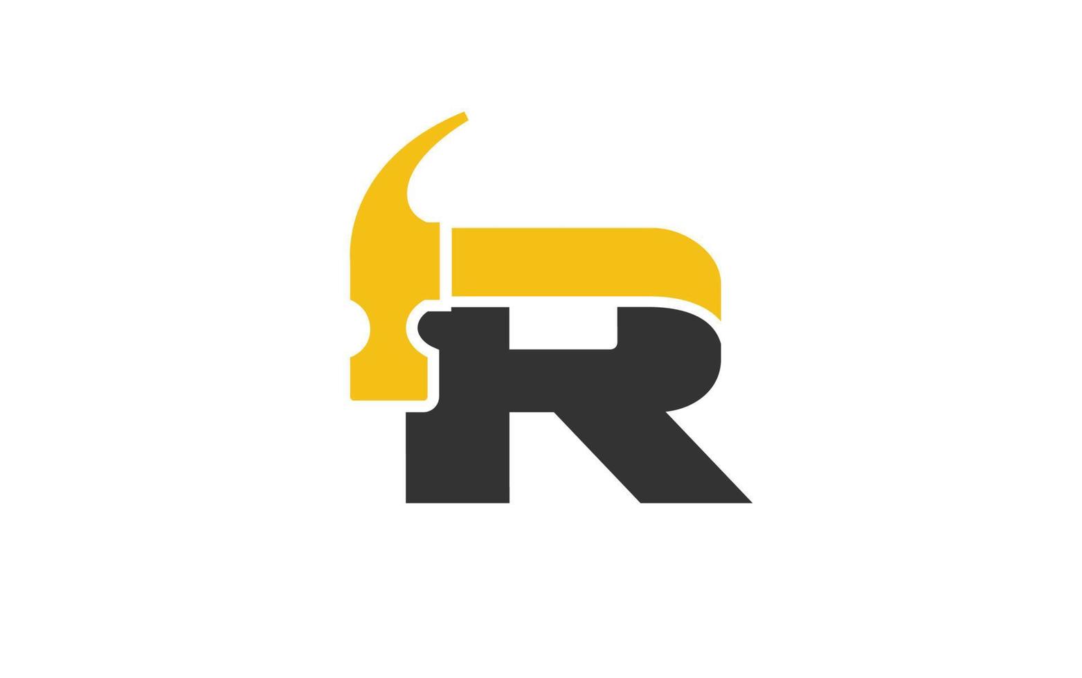 vector de construcción de logotipo r para empresa de carpintería. ilustración de vector de plantilla de martillo de letra inicial para su marca.