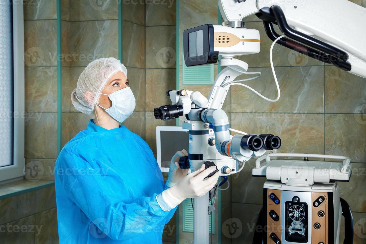 Ophthalmologist in the operating room photo