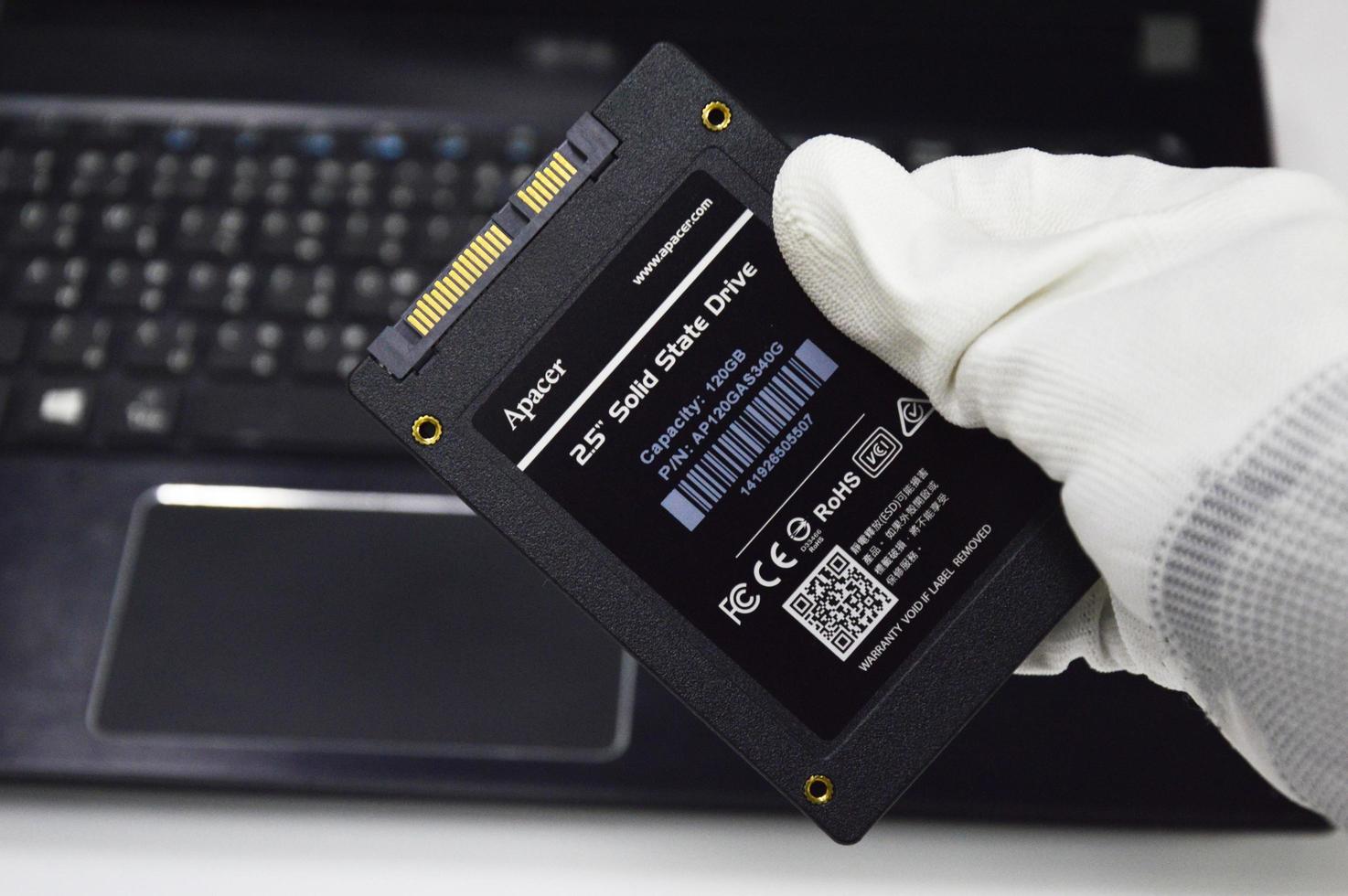 31-8-2022, Chonburi, Thailand, 2.5-inch SSD hard drive, black, Apacer brand, widely used. photo