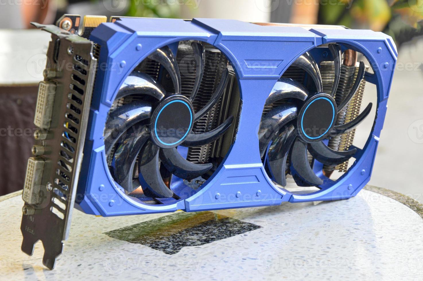 side view of graphics card, graphics card with blue color photo