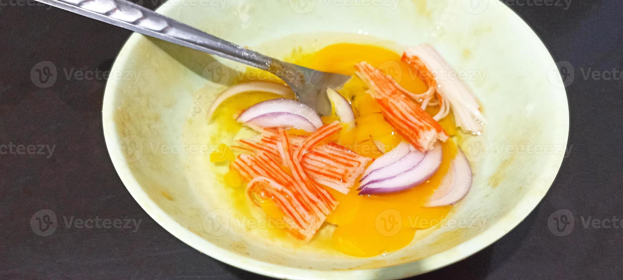 Thai Breakfast: Pan Eggs ไข่กระทะ Recipe and Video Tutorial