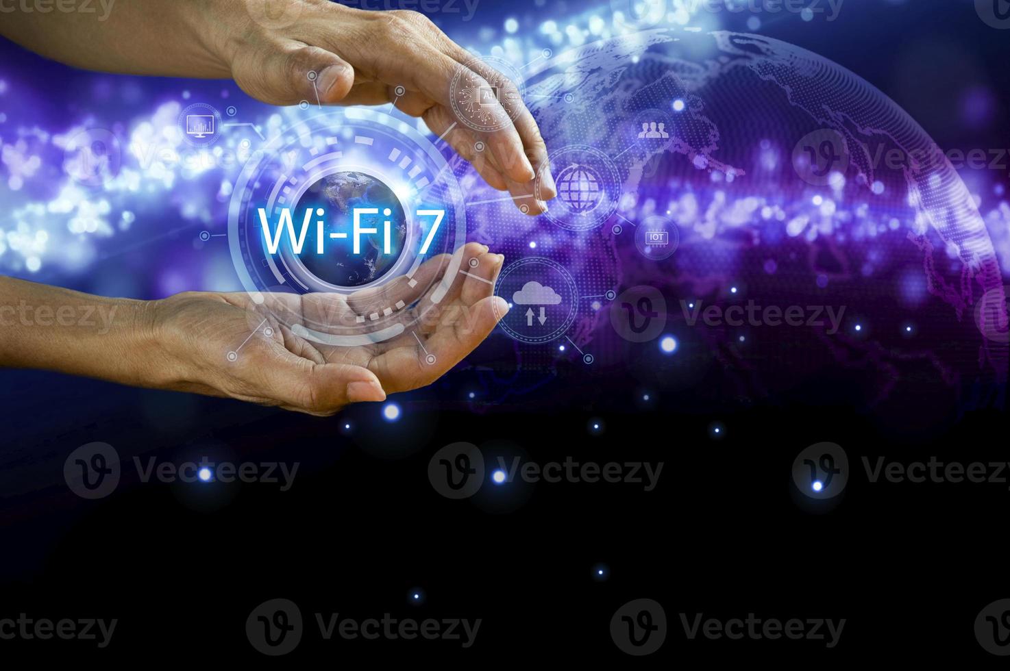 hombre conceptual que usa tecnología wifi 7 conectado al mundo de Internet con nueva tecnología foto