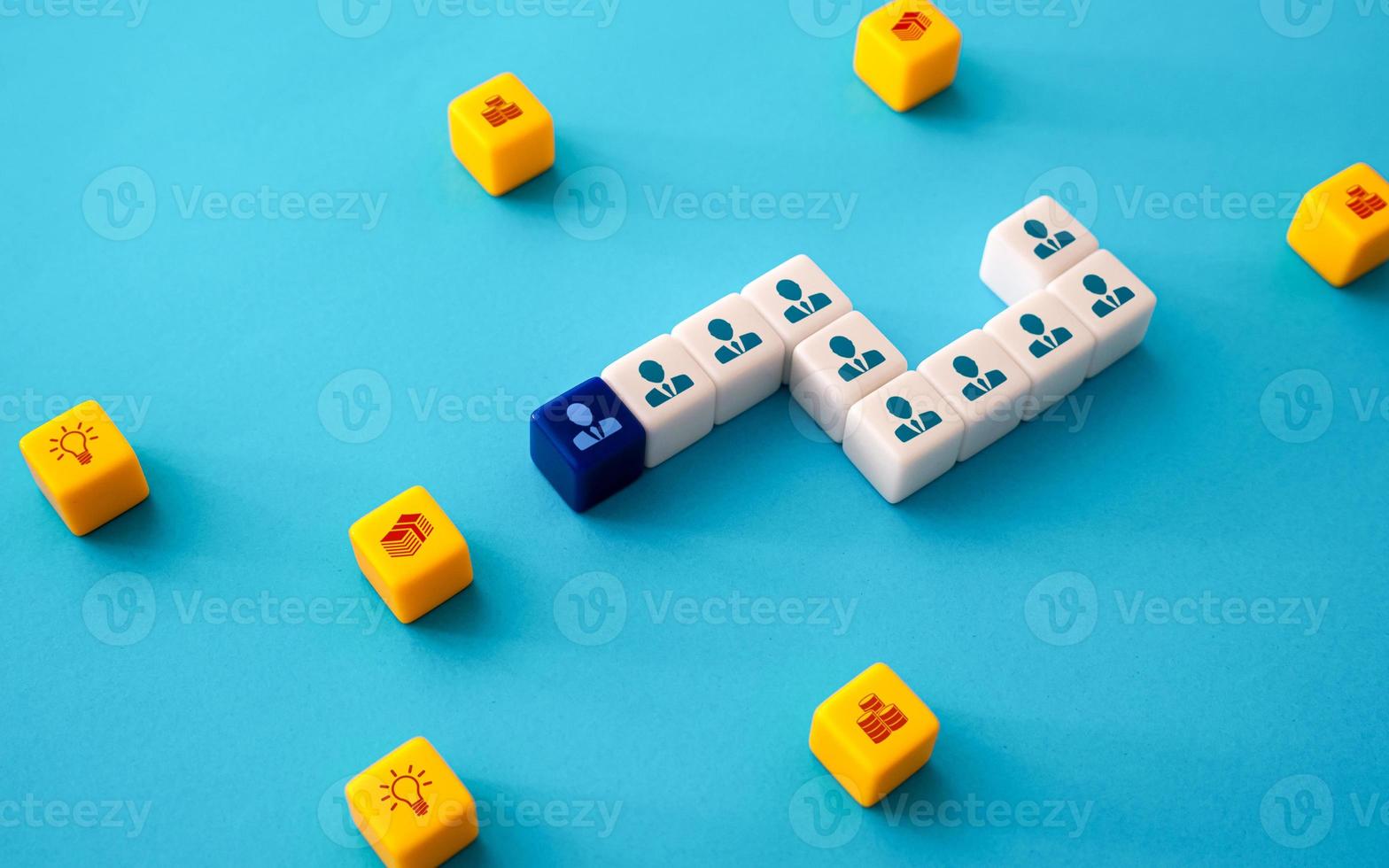 Head of business looking for funding and information. Team leader finds money and creative ideas for productive work. Lead your business to success. Development direction plan. Snake game concept photo