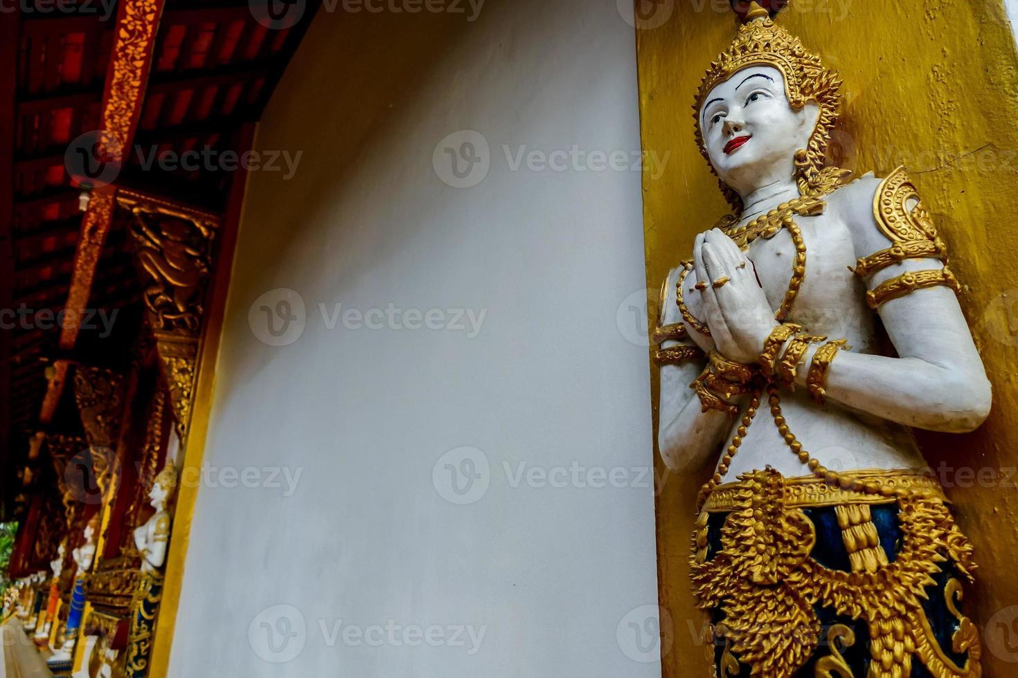 Statue temple view photo