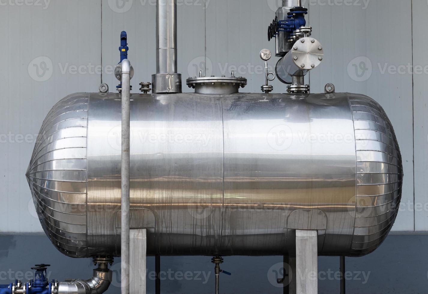 Large carbon dioxide chemical tank photo