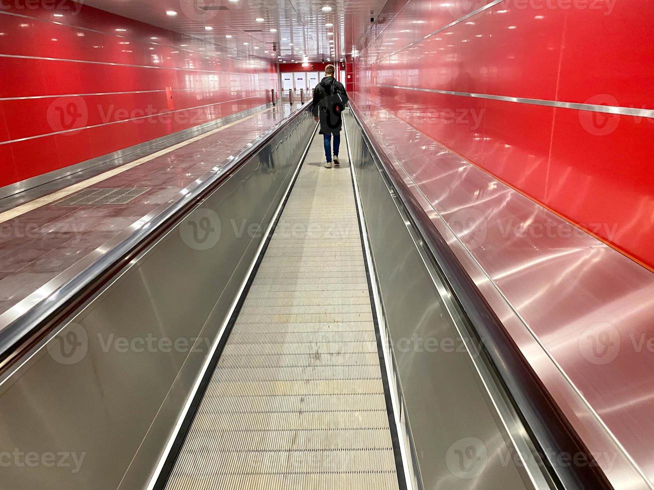 Automatic walkway, flat escalator for passenger. Travellator