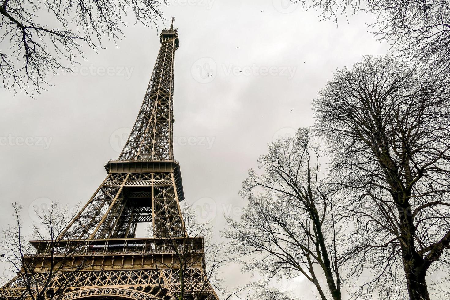 Eiffel Tower and sky photo