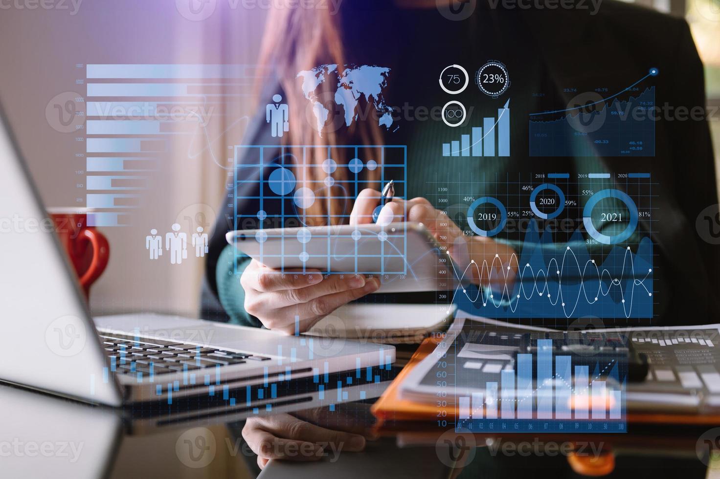 Investor analyzing stock market report and financial dashboard with business intelligence , with key performance indicatorsBusiness team meeting. photo