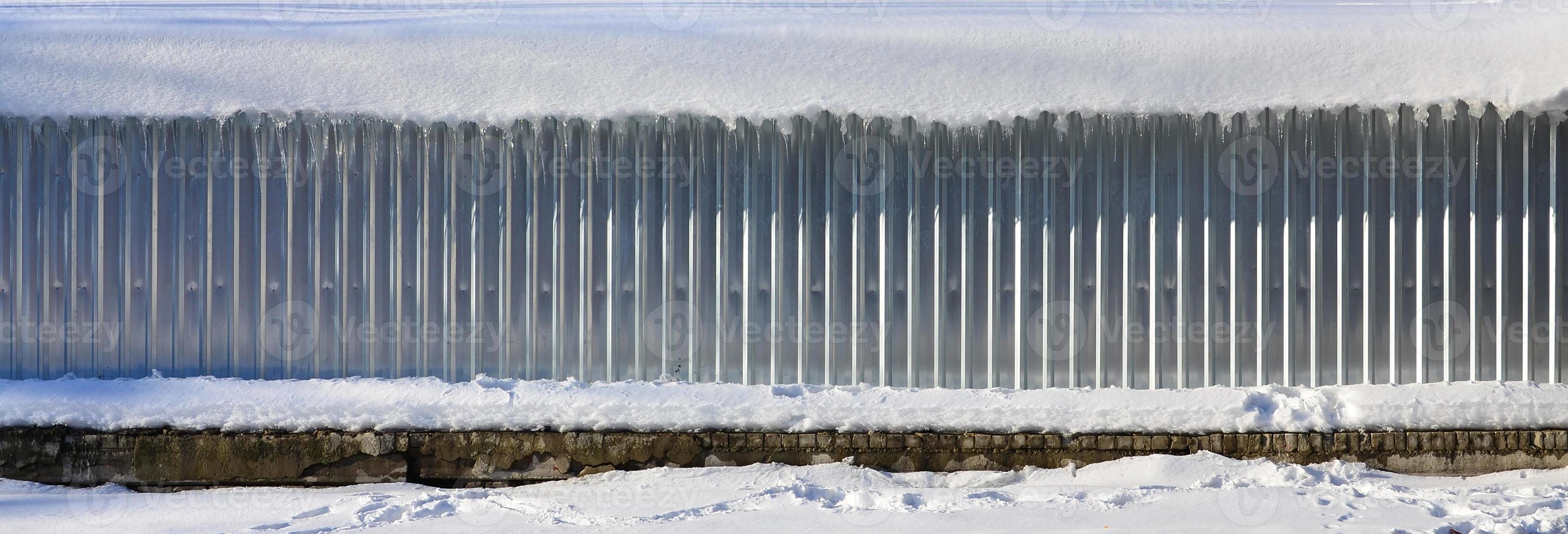 Snowy metal wall texture photo