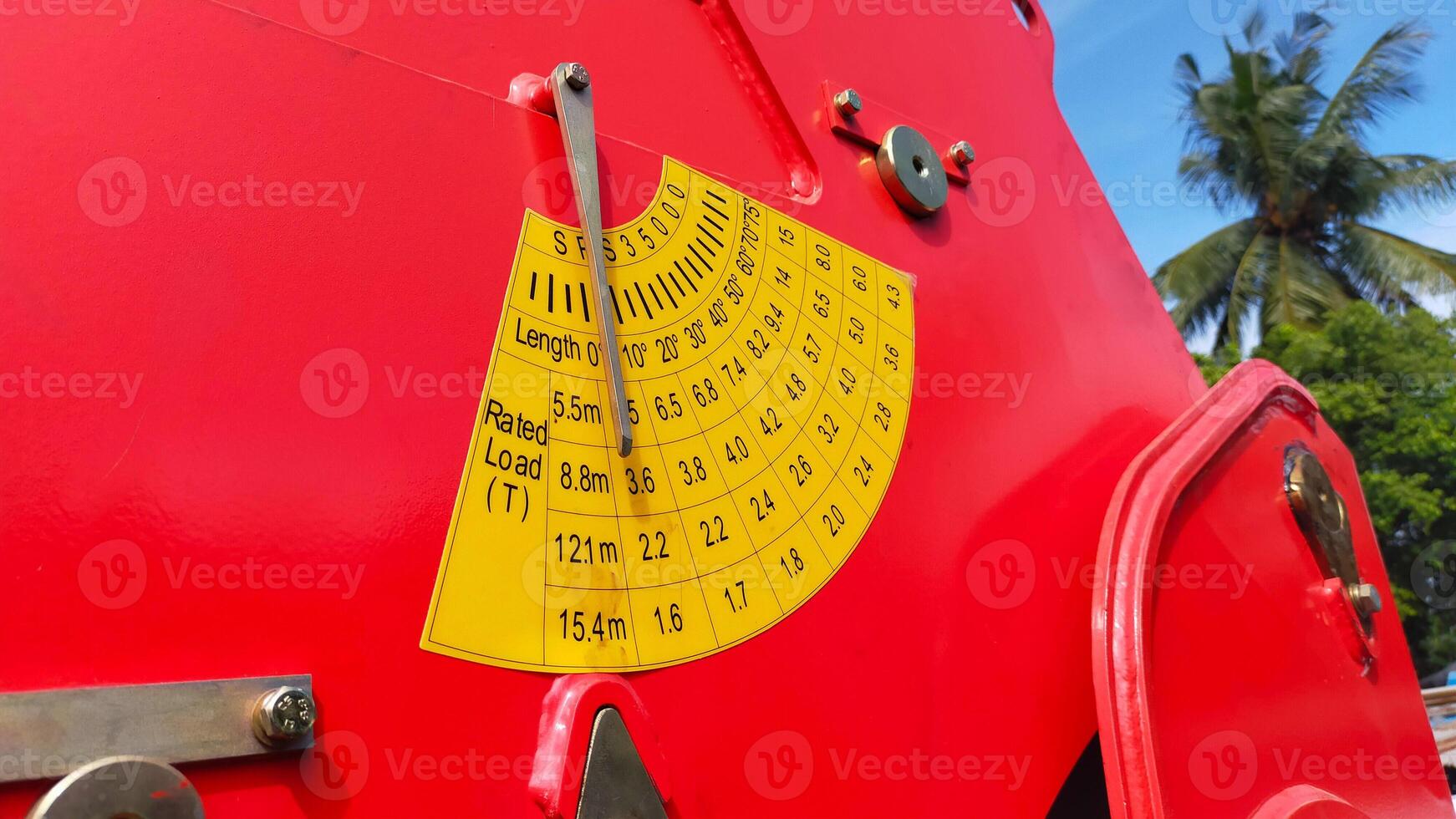 Crane boom angle indicator and also as an illustration for the load
