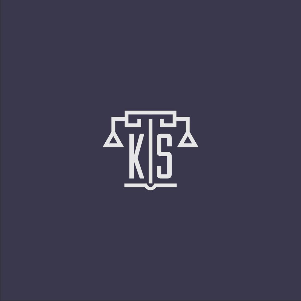 monograma inicial ks para logotipo de bufete de abogados con imagen vectorial de escalas vector