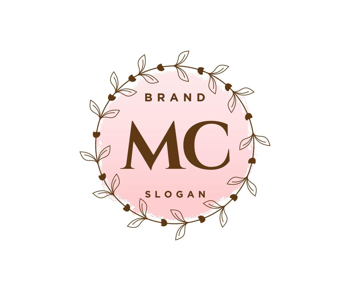 logotipo femenino inicial de mc. utilizable para logotipos de naturaleza, salón, spa, cosmética y belleza. elemento de plantilla de diseño de logotipo de vector plano.