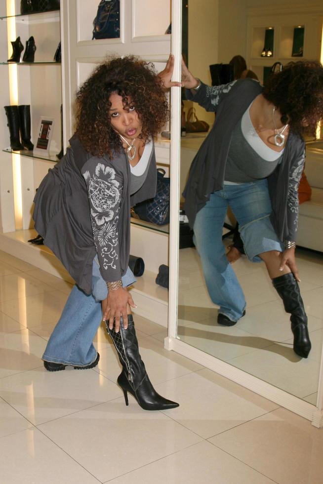 Kym Whitley shopping for shoes and purses in Sherman Oaks, CA on October 9, 2008 photo