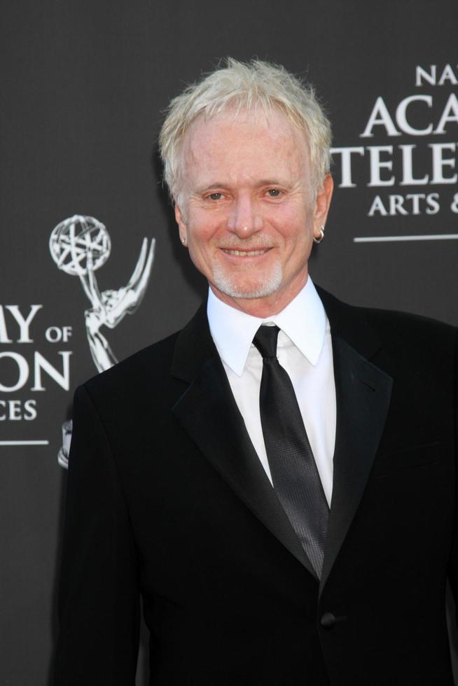 Tony Geary arriving at the Daytime Emmys at the Orpheum Theater in Los Angeles, CA on August 30, 2009 photo