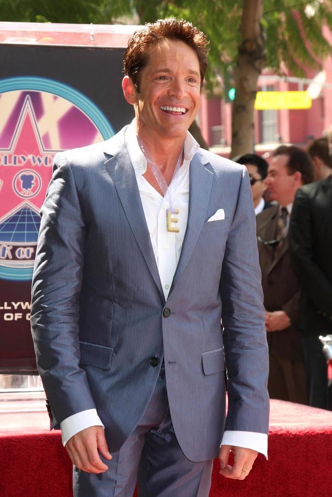 Dave Koz at the Hollywood Walk of Fame Star Ceremony honoring Dave Koz Capital Building in Hollywood Los Angeles, CA September 22, 2009 photo