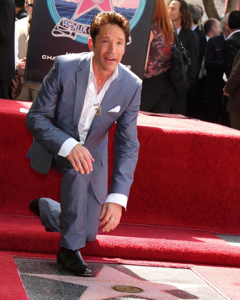 Dave Koz at the Hollywood Walk of Fame Star Ceremony honoring Dave Koz Capital Building in Hollywood Los Angeles, CA September 22, 2009 photo