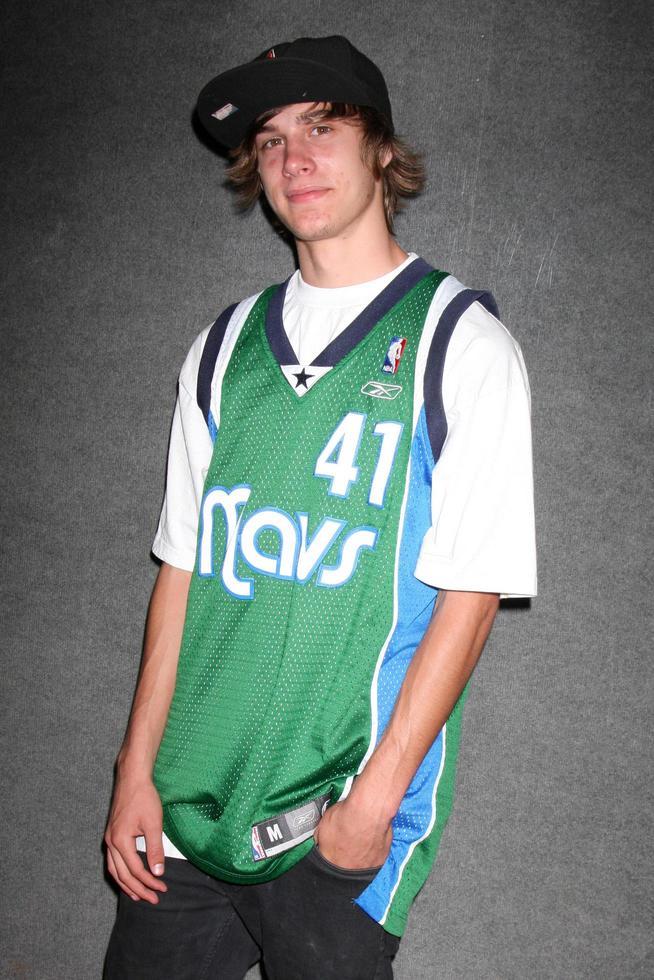 Dylan Patton at the 20th James Reynolds Days of Our Lives Basketball Game at South Pasadena High School in Pasadena, CA on May 29, 2009 photo
