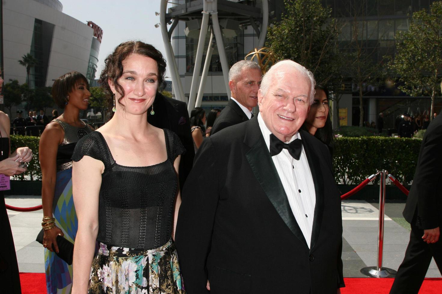 Charles Durning arriving at the Creative Primetime Emmy Awards at the Nokia Theater, in Los Angeles, CA on September 13, 2008 photo