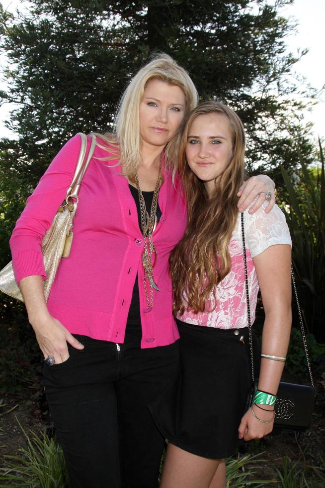 tracey tweed y emily field llegando a la cura en los cañones 3 evento four seasons hotel westlake village westlake village, ca 4 de octubre de 2009 foto